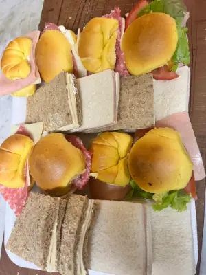 bandeja surtida