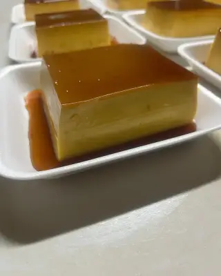 Flan con dulce de leche