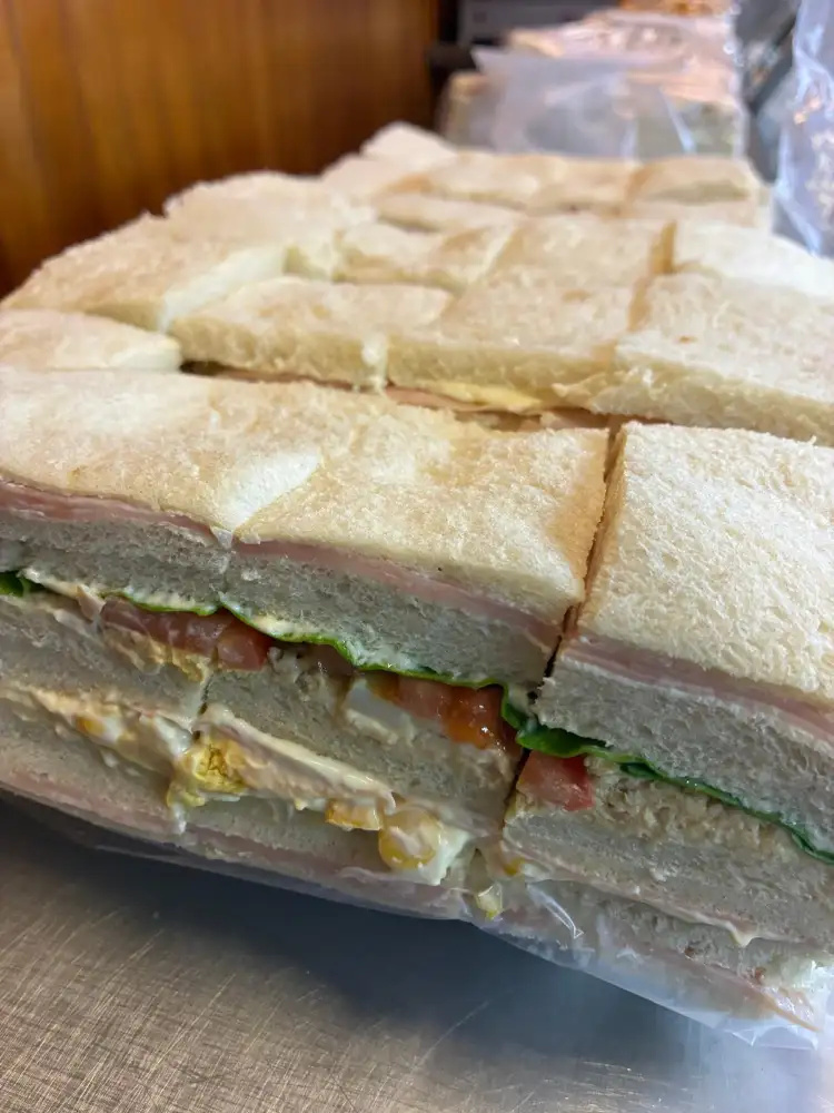 Lunch para 20 personas